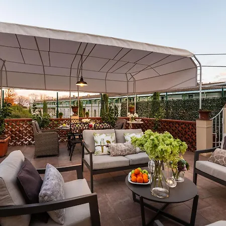 Lavinia, 3 Bedrooms With Terrace